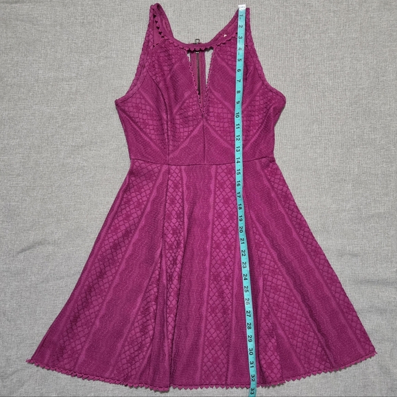 FREE PEOPLE Fit and Flare Lace Skater Dress Magenta Missed Connections Sz 2 - Picture 11 of 16